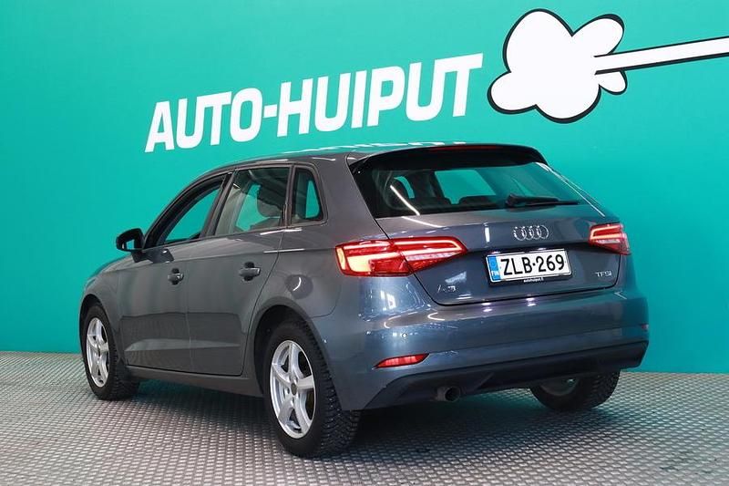 Käytetty Audi A3 Sportback Business 116 HP (85 kW) 2017 Viistoperä