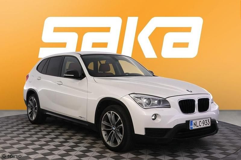 Käytetty 2013 BMW X1 Sport Line Katumaasturi | 11 800 € (Hyvä tarjous) - Kuva 1/3