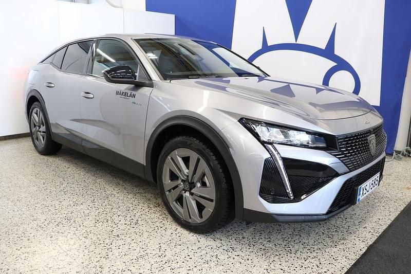 Käytetty Peugeot 408 Allure 305 HP (224 kW) 2024 Harmaa Sedan