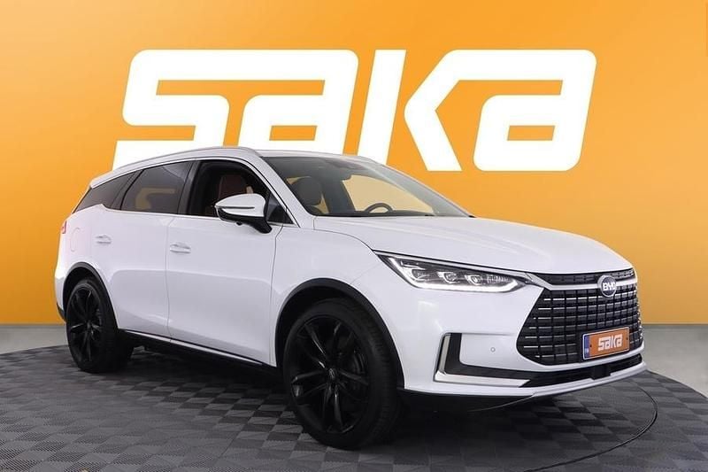Käytetty BYD Tang 380 kW (517 HP) 2023 Katumaasturi