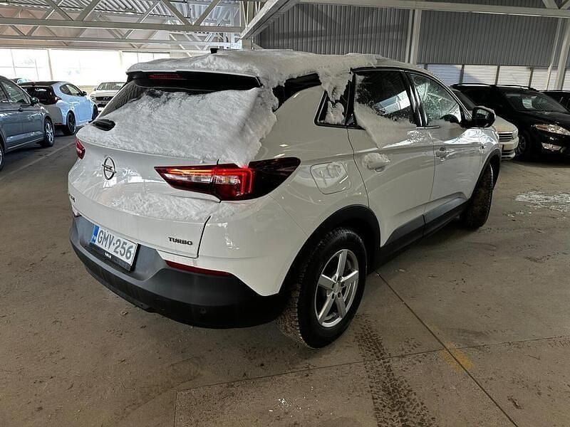 Käytetty Opel Grandland X Enjoy 131 HP (96 kW) 2018 Katumaasturi