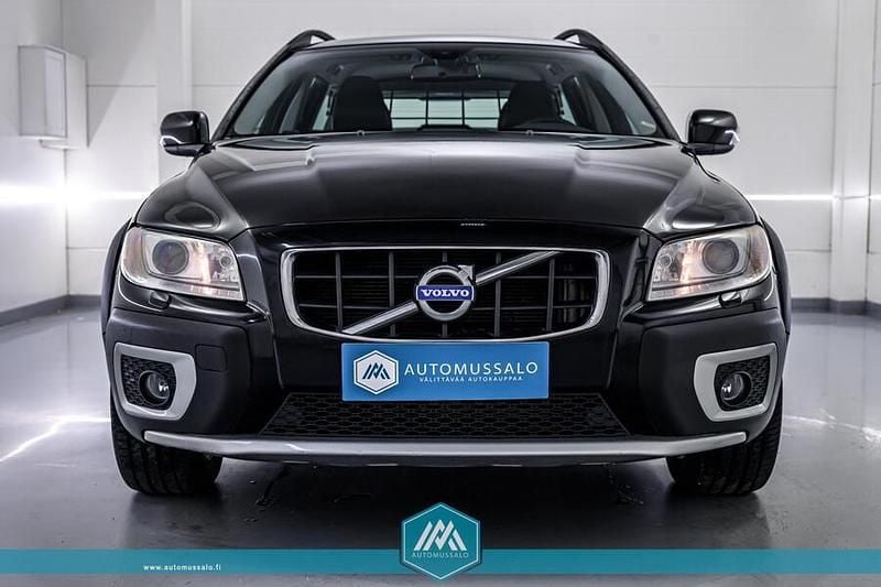 Käytetty 2011 Volvo XC70 Performance Farmari | 16 900 € (Perustarjous) - Kuva 1/4