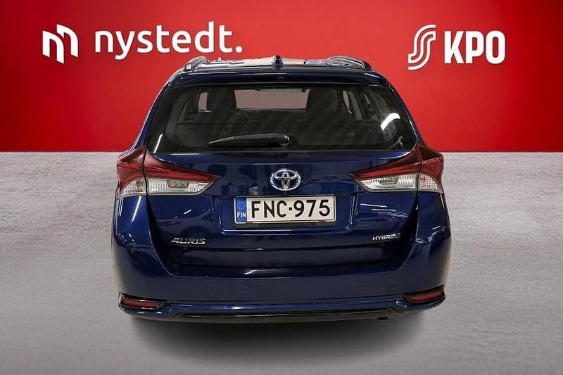 Käytetty Toyota Auris Touring Sports Edition 99 HP (72 kW) 2017 Sininen Farmari