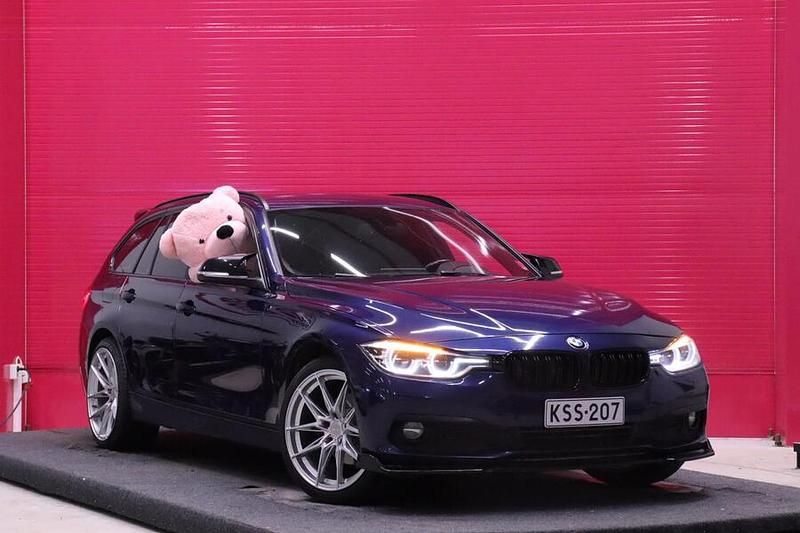 Käytetty BMW 320 190 HP (139 kW) 2017 Farmari