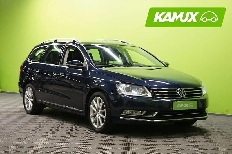 Käytetty VW Passat Highline 140 HP (102 kW) 2012 Sininen Farmari