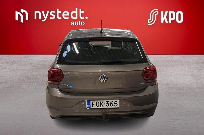 Käytetty VW Polo Style 90 HP (66 kW) 2020 Harmaa Viistoperä