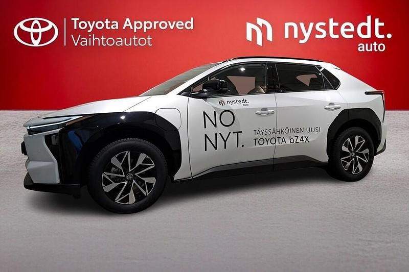 Käytetty Toyota bZ4X Edition 252 kW (343 HP) 2025 Valkoinen Katumaasturi