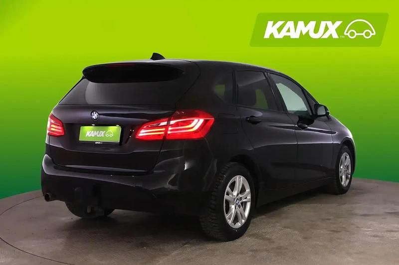 Käytetty BMW 216 Active Tourer 116 HP (85 kW) 2016 Musta Tila-auto