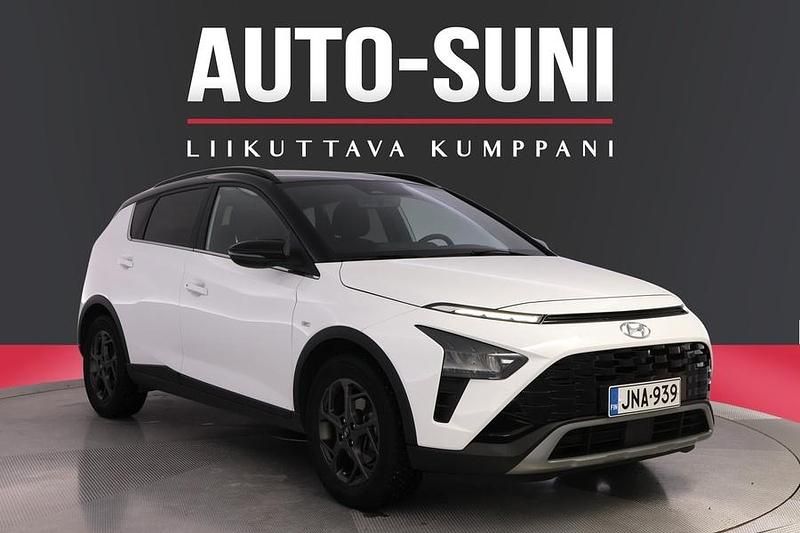 Käytetty Hyundai Bayon 120 HP (88 kW) 2023 Valkoinen Katumaasturi