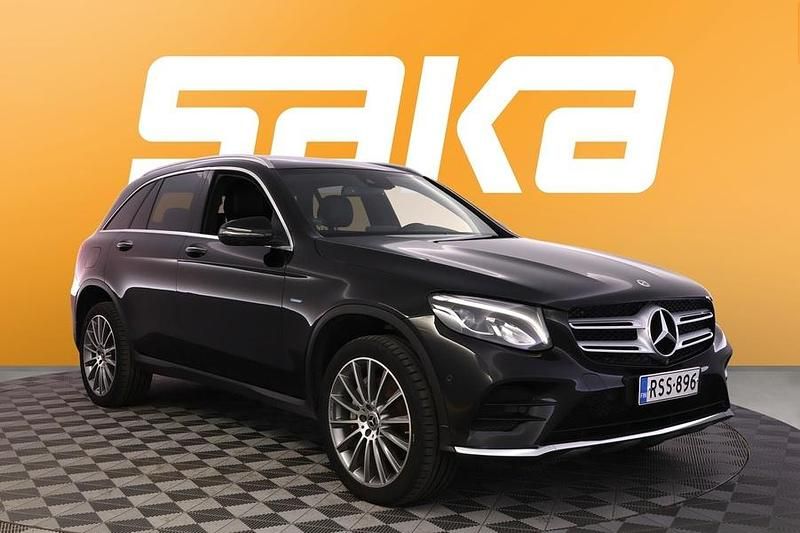 Käytetty Mercedes GLC350 Business 211 HP (155 kW) 2017 Katumaasturi