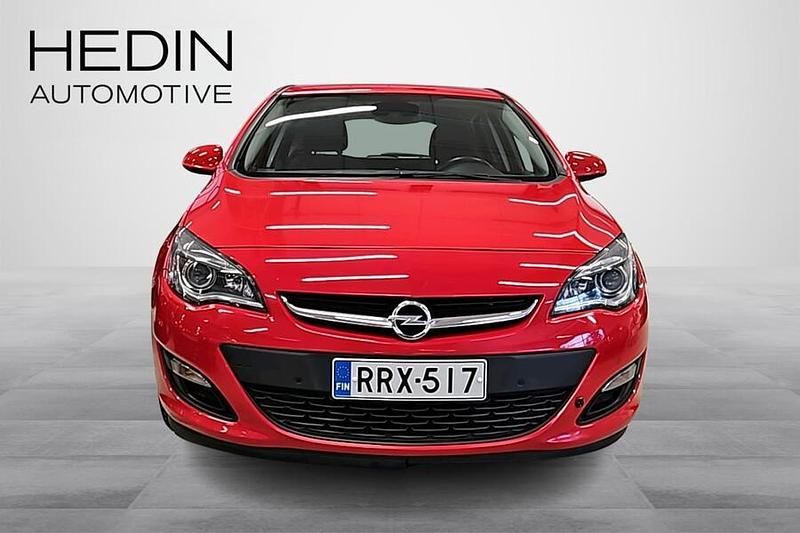 Käytetty Opel Astra Enjoy 120 HP (88 kW) 2014 Punainen Viistoperä