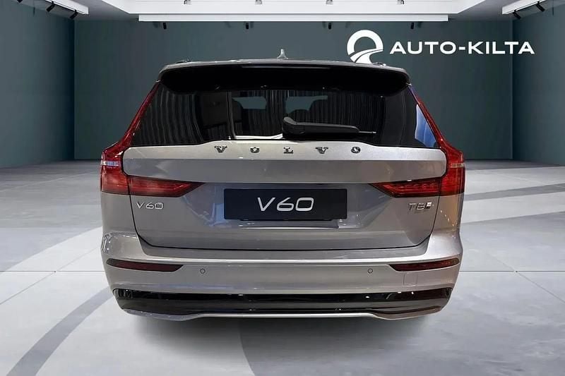 Uusi Volvo V60 Performance 2026 Harmaa Farmari