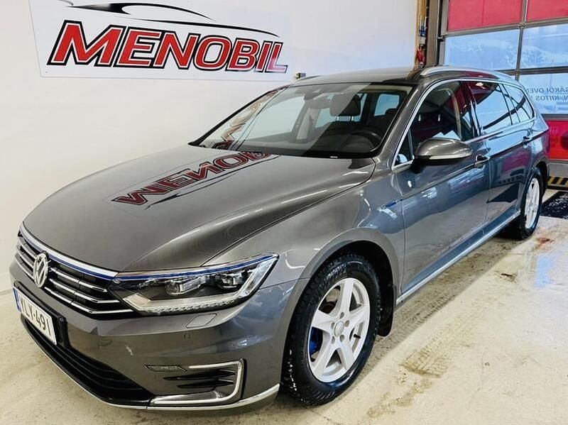 Käytetty VW Passat Highline 218 HP (160 kW) 2017 Farmari