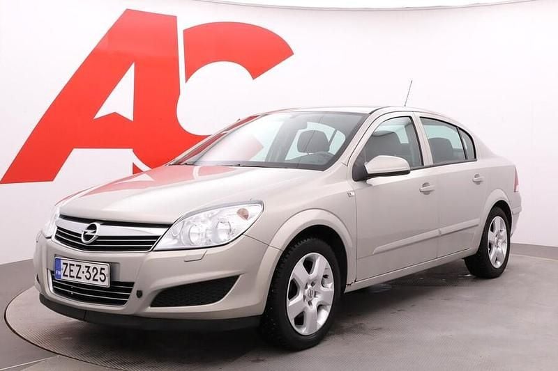 Käytetty 2008 Opel Astra Comfort Edition Sedan | 3 990 € - Kuva 1/4