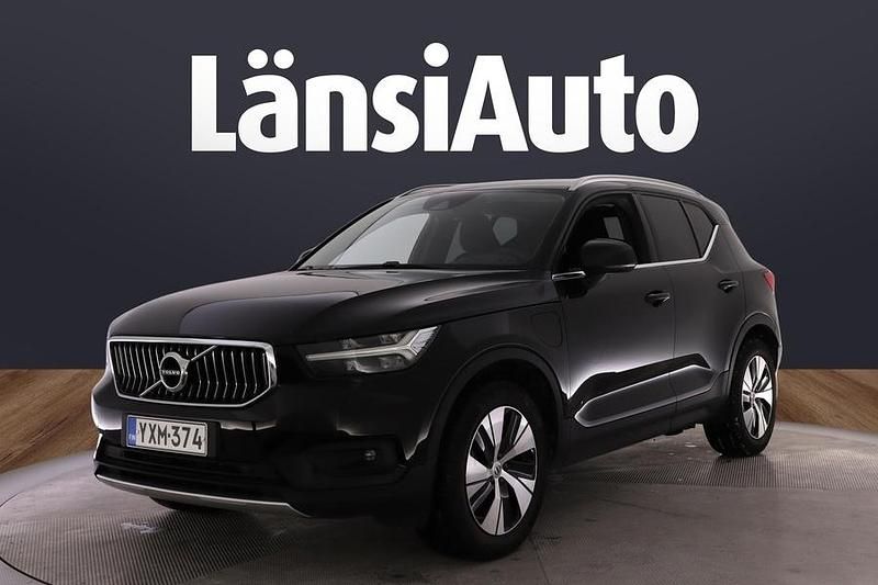 Käytetty Volvo XC40 Business Edition 262 HP (192 kW) 2021 Katumaasturi