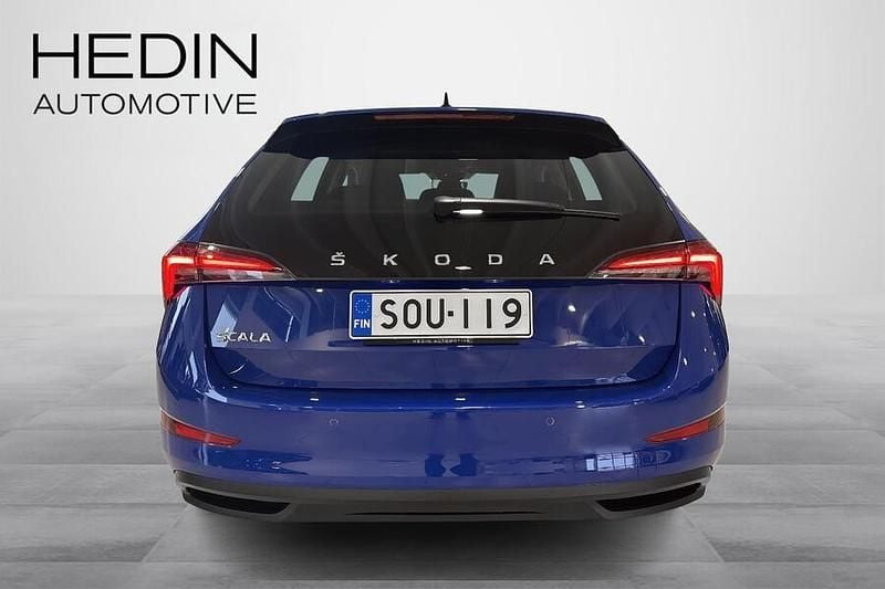 Käytetty Skoda Scala Ambition 110 HP (80 kW) 2022 Sininen Viistoperä