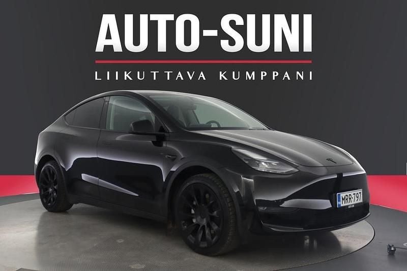 Käytetty 2024 Tesla Model Y Katumaasturi | 40 900 € (Perustarjous) - Kuva 1/3
