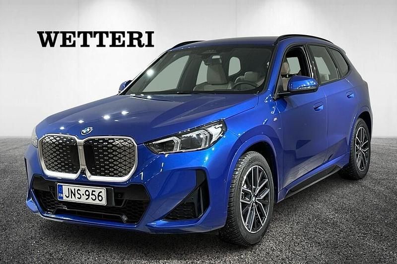 Käytetty BMW iX1 230 kW (313 HP) 2025 Sininen Katumaasturi