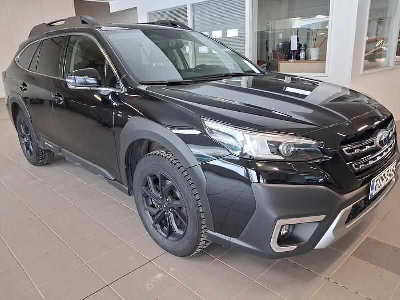 Käytetty Subaru Outback 169 HP (124 kW) 2022 Musta Farmari