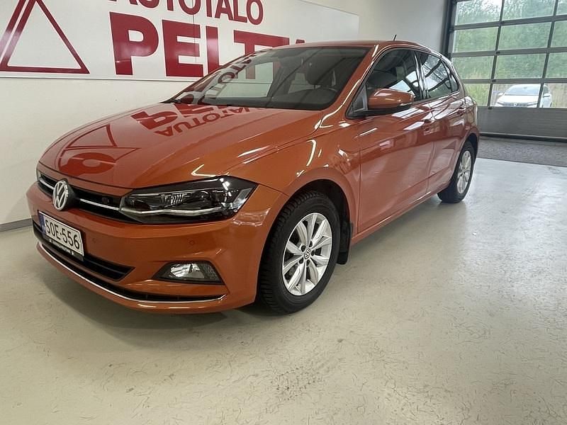 Käytetty VW Polo Highline 95 HP (69 kW) 2018 Vihreä Viistoperä