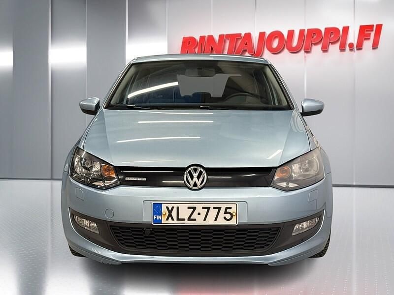 Käytetty VW Polo 75 HP (55 kW) 2012 Sininen Viistoperä