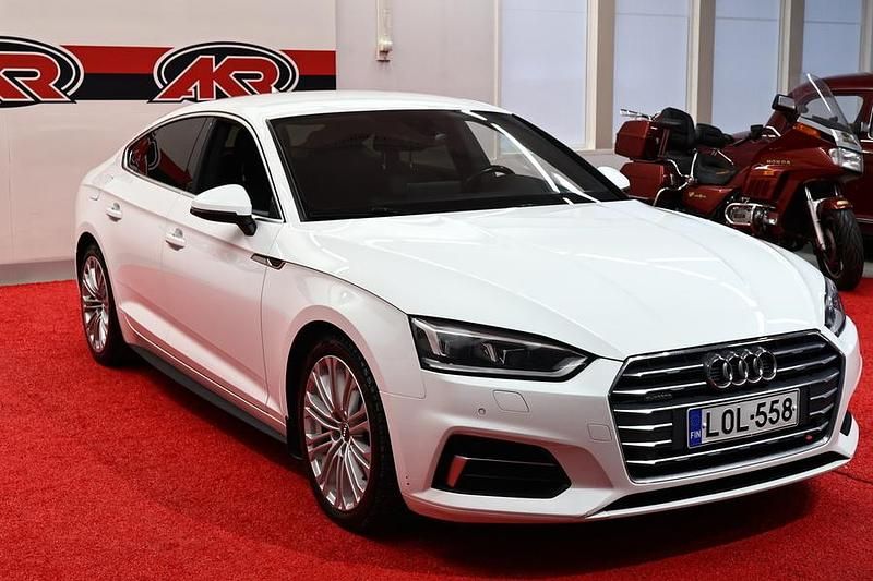 Käytetty Audi A5 Sportback Business 190 HP (139 kW) 2018 Valkoinen Viistoperä