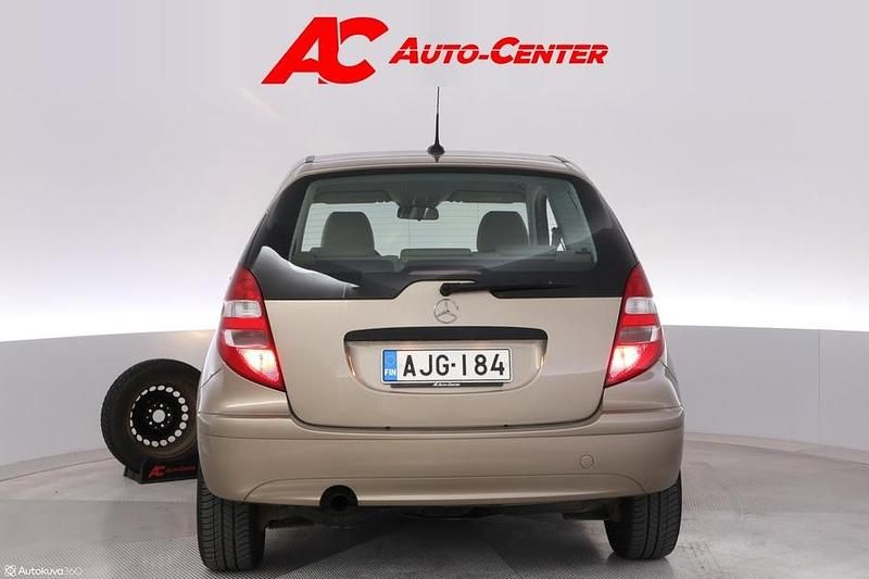 Käytetty Mercedes A160 Classic 82 HP (60 kW) 2005 Harmaa Tila-auto