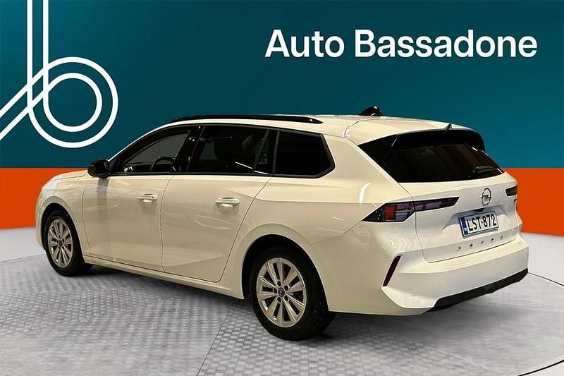 Käytetty Opel Astra Edition 136 HP (100 kW) 2024 Farmari