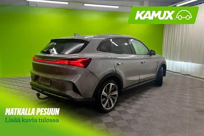 Käytetty MG Marvel R Performance 130 kW (177 HP) 2022 Hopea / harmaa Katumaasturi