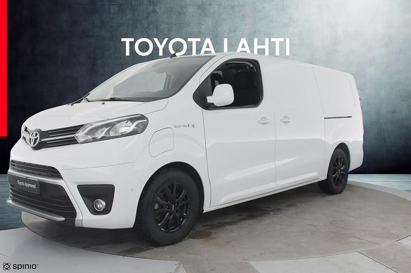 Käytetty Toyota Proace 100 kW (136 HP) 2023 Tila-auto