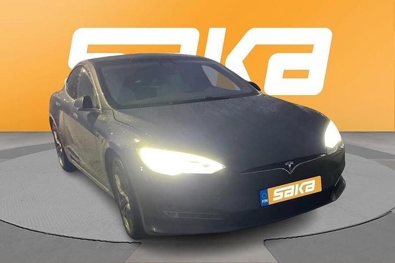 Käytetty 2018 Tesla Model S Viistoperä | 29 880 € - Kuva 1/3