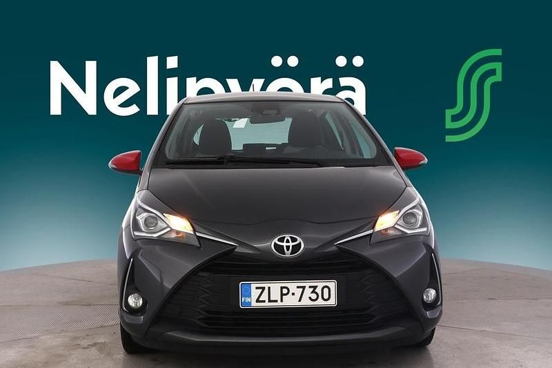 Käytetty Toyota Yaris Edition 112 HP (82 kW) 2017 Viistoperä
