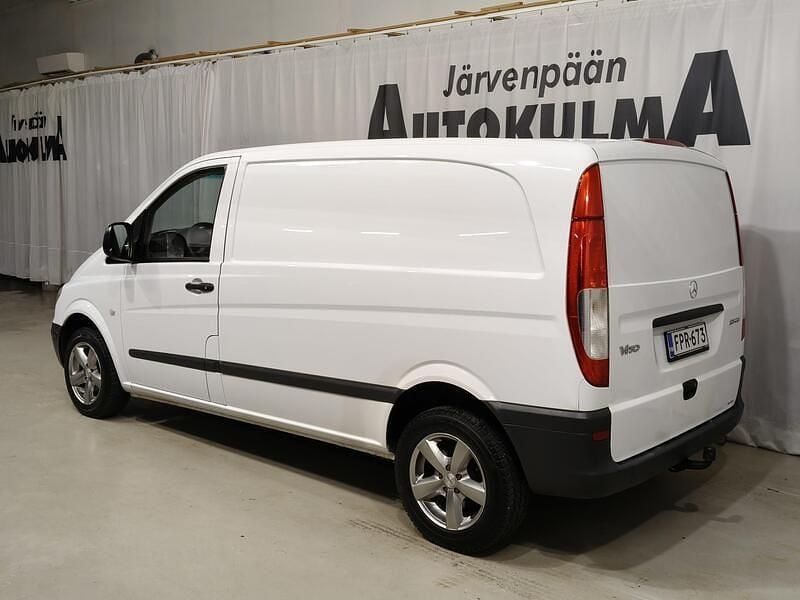 Käytetty Mercedes Vito 95 HP (69 kW) 2007 Valkoinen Van