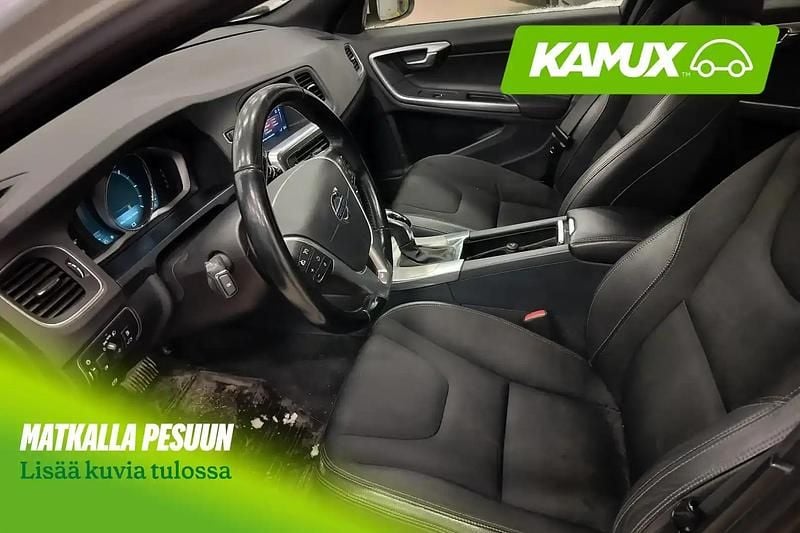 Käytetty Volvo S60 Business Edition 181 HP (133 kW) 2015 Valkoinen Sedan