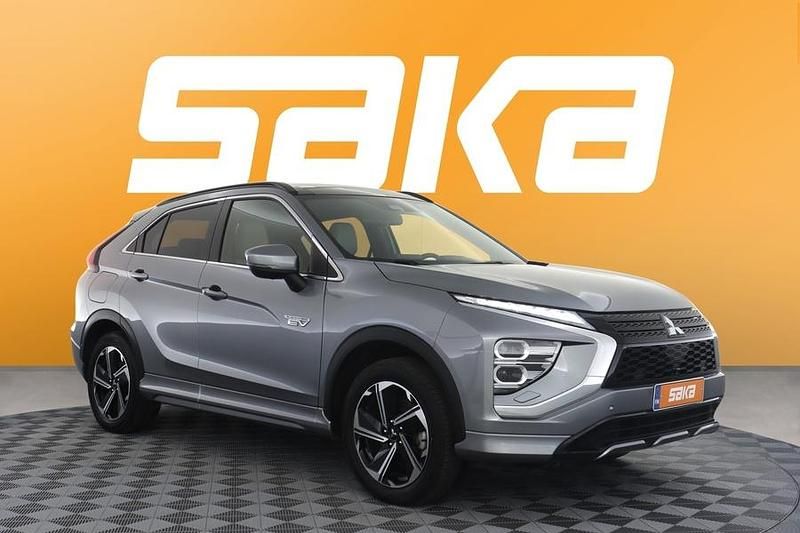 Käytetty 2022 Mitsubishi Eclipse Cross Instyle Katumaasturi | 27 900 € (Perustarjous) - Kuva 1/3