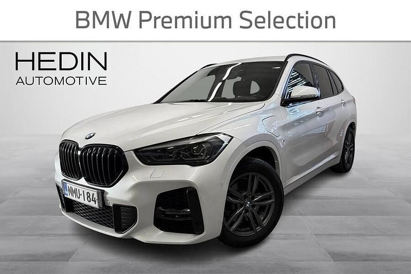 Käytetty BMW X1 M Sport 220 HP (161 kW) 2021 Valkoinen Katumaasturi