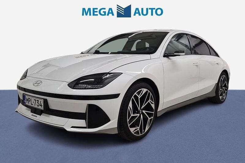 Valkoinen Käytetty 2024 Hyundai Ioniq 6 Ultimate Sedan | 44 990 € (Kallis) - Kuva 1/4