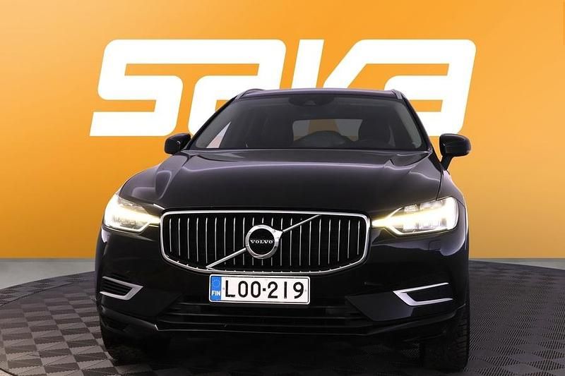 Käytetty Volvo XC60 Comfort 407 HP (299 kW) 2018 Katumaasturi