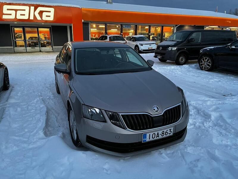 Käytetty Skoda Octavia Active 116 HP (85 kW) 2018 Viistoperä