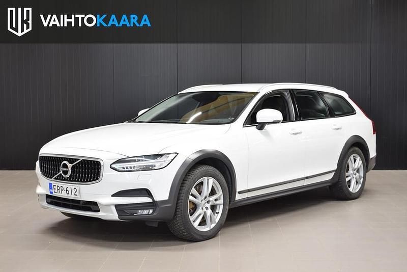 Käytetty 2020 Volvo V90 CC Business Edition Farmari | 25 880 € (Perustarjous) - Kuva 1/2