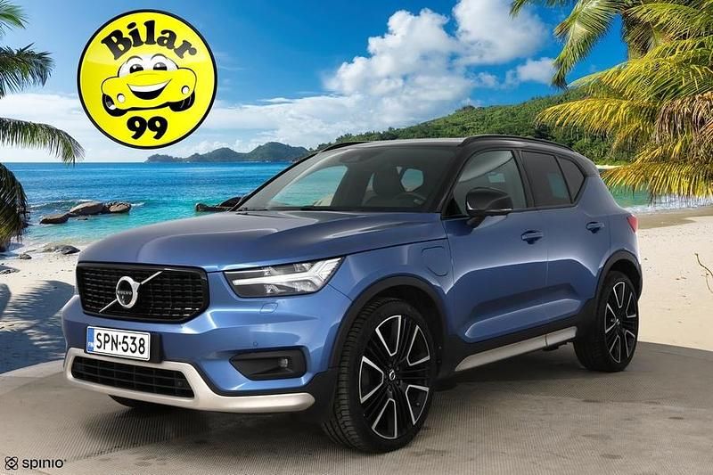 Käytetty 2020 Volvo XC40 R-Design Katumaasturi | 25 990 € (Perustarjous) - Kuva 1/3