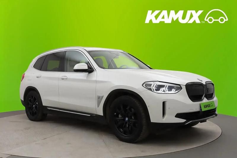 Valkoinen Käytetty 2021 BMW iX3 Comfort Edition Katumaasturi | 30 390 € (Perustarjous) - Kuva 1/4