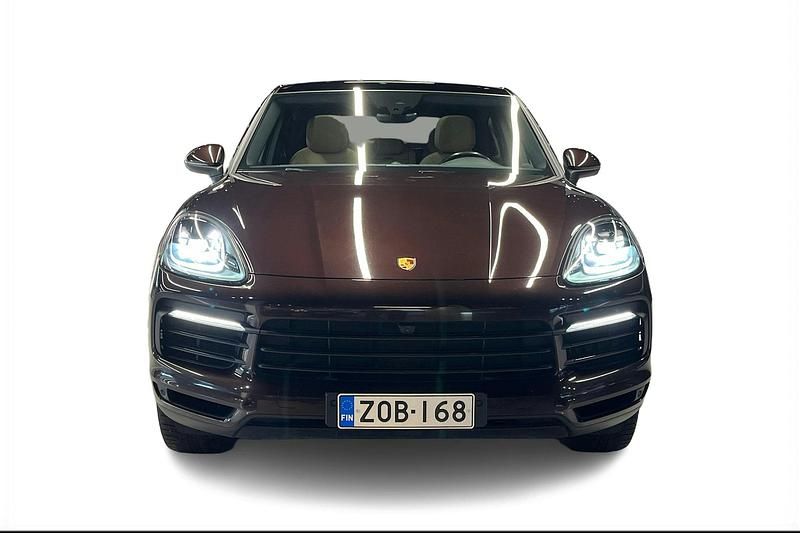 Käytetty Porsche Cayenne 462 HP (339 kW) 2022 Ruskea (beige) Katumaasturi