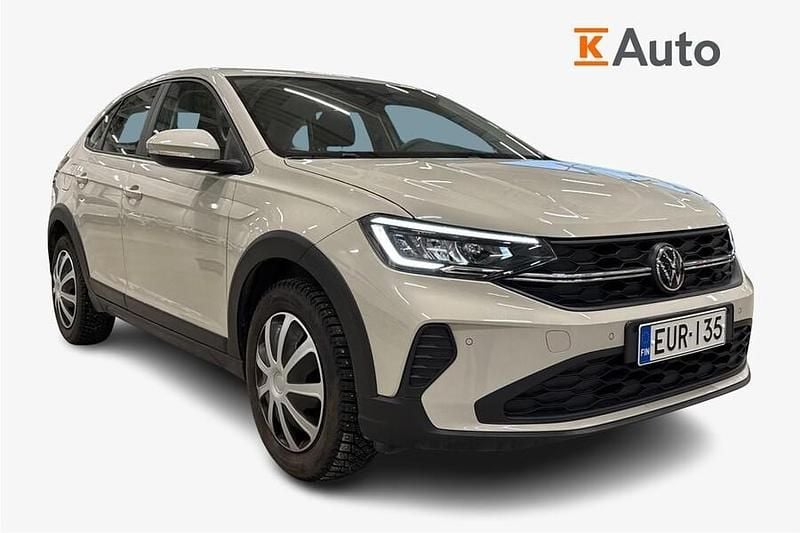 Käytetty VW Taigo Comfortline 95 HP (69 kW) 2023 Harmaa Katumaasturi