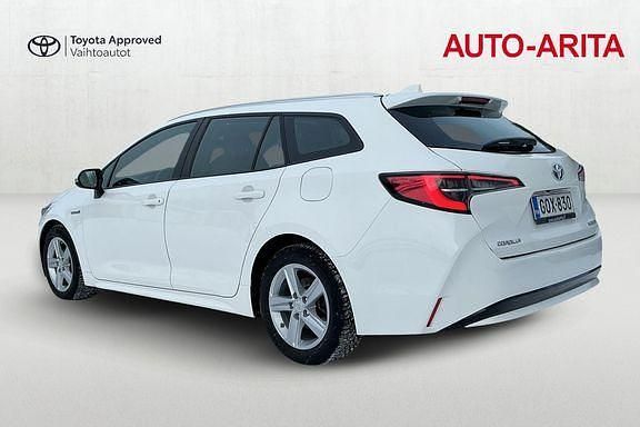 Käytetty Toyota Corolla Active 121 HP (88 kW) 2021 Valkoinen Farmari