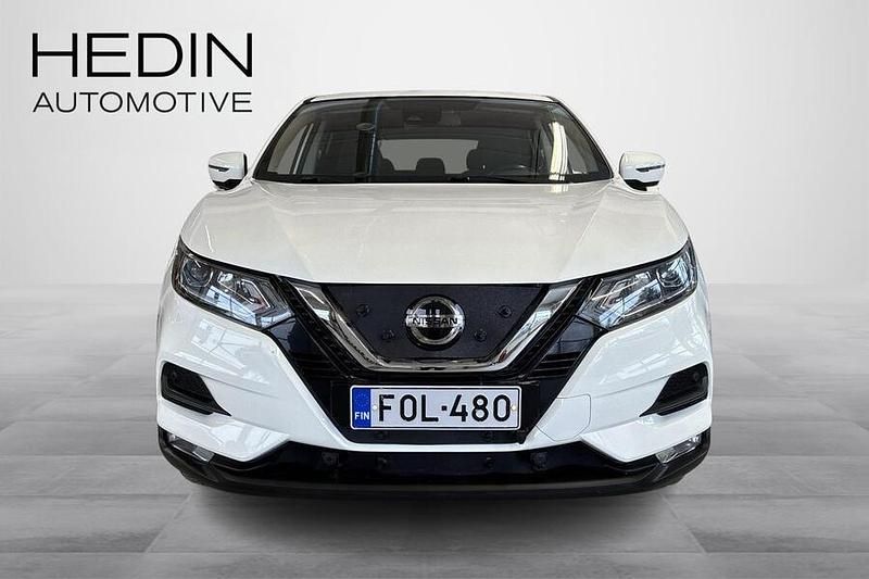 Käytetty Nissan Qashqai Acenta 150 HP (110 kW) 2020 Valkoinen Katumaasturi