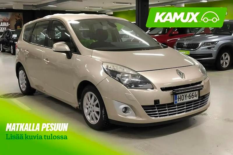 Käytetty Renault Grand Scénic III Dynamique 131 HP (96 kW) 2010 Beige pepper Tila-auto