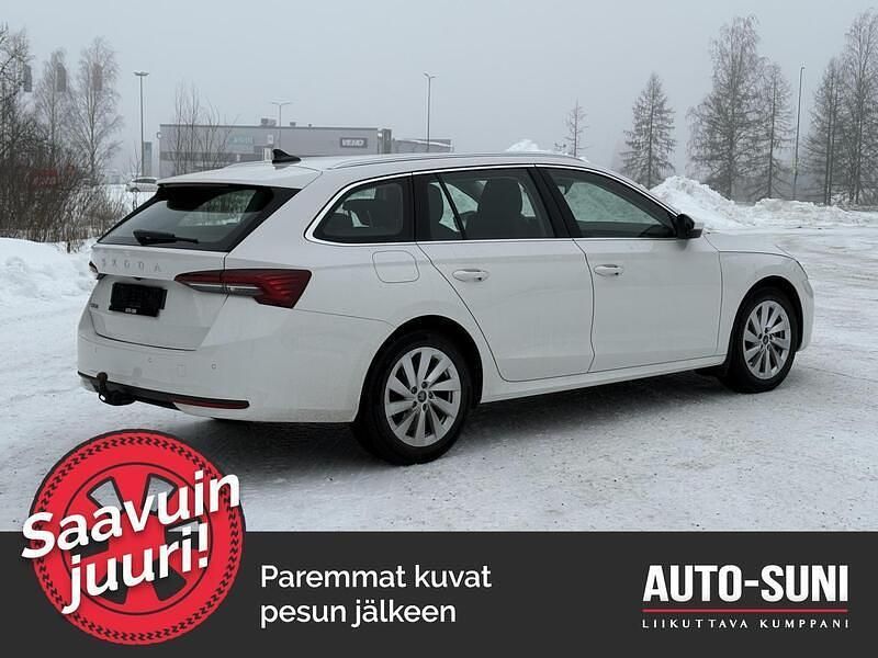 Käytetty Skoda Octavia Selection 116 HP (85 kW) 2025 Farmari