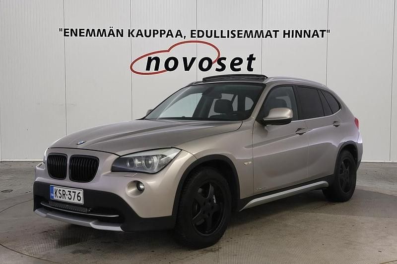 Käytetty BMW X1 204 HP (150 kW) 2011 Hopea Katumaasturi