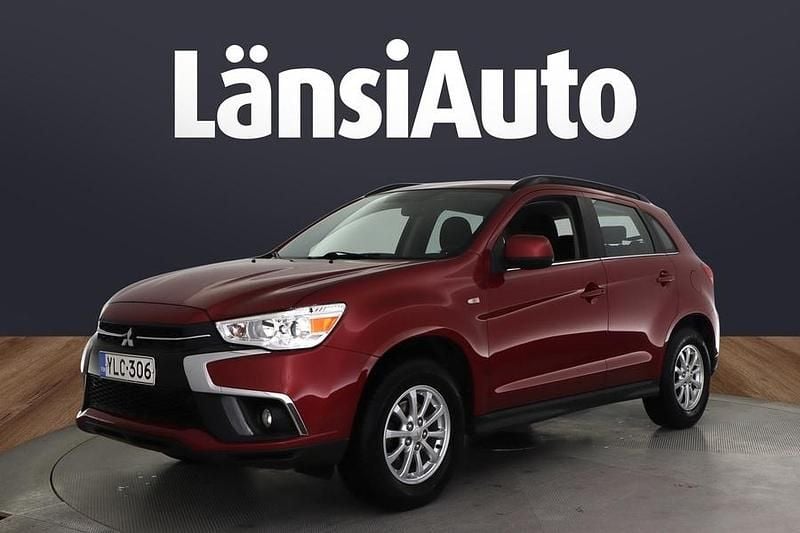 Käytetty Mitsubishi ASX Invite 117 HP (86 kW) 2019 Punainen Katumaasturi